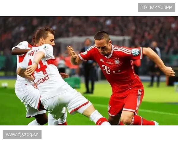 拜仁欧冠竞争力面临考验:当前赛季走势变化已逐步反映 拜仁欧冠竞争力面临考验:当前赛季走势变化已逐步反映